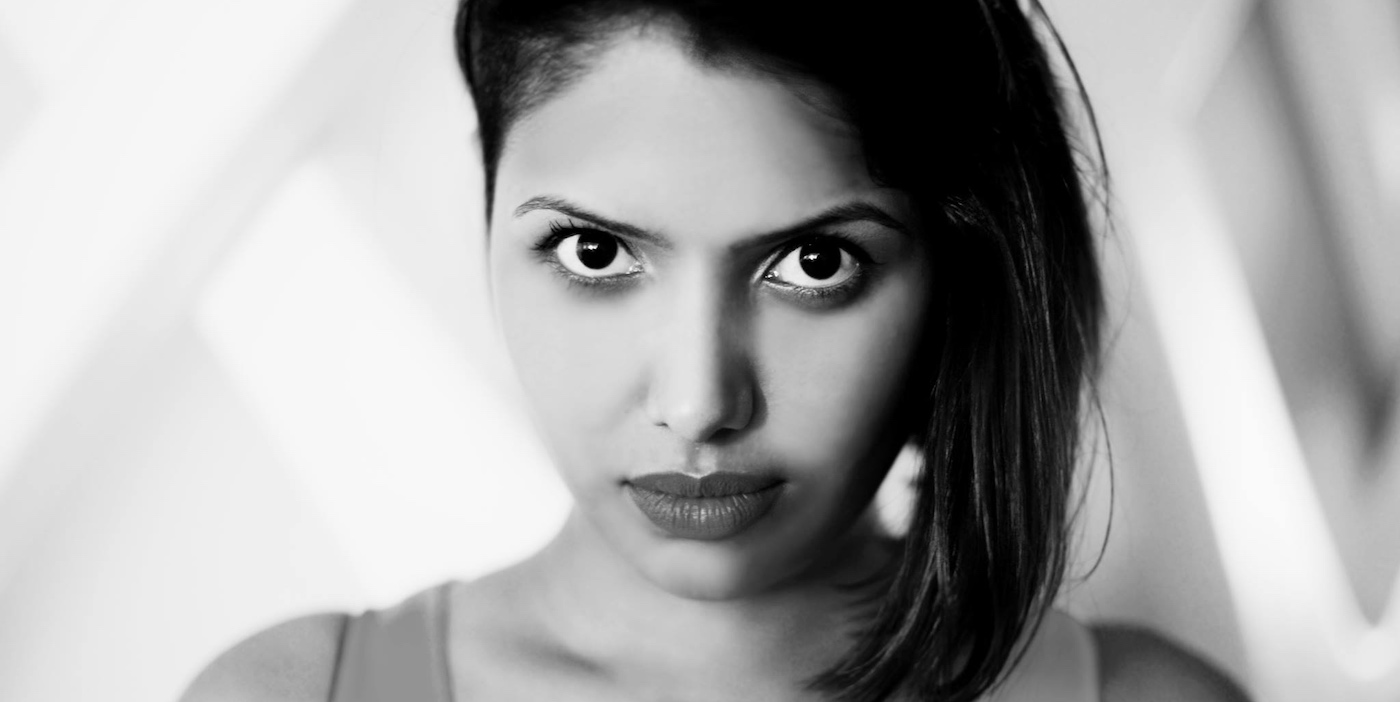 Pooja B, Shireen & Dam Square